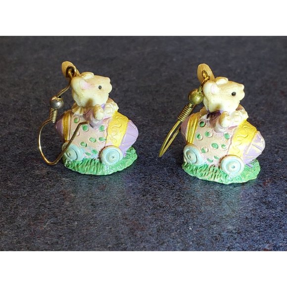 Easter Bunny in Egg Car Wire Hook Earrings - Picture 2 of 2